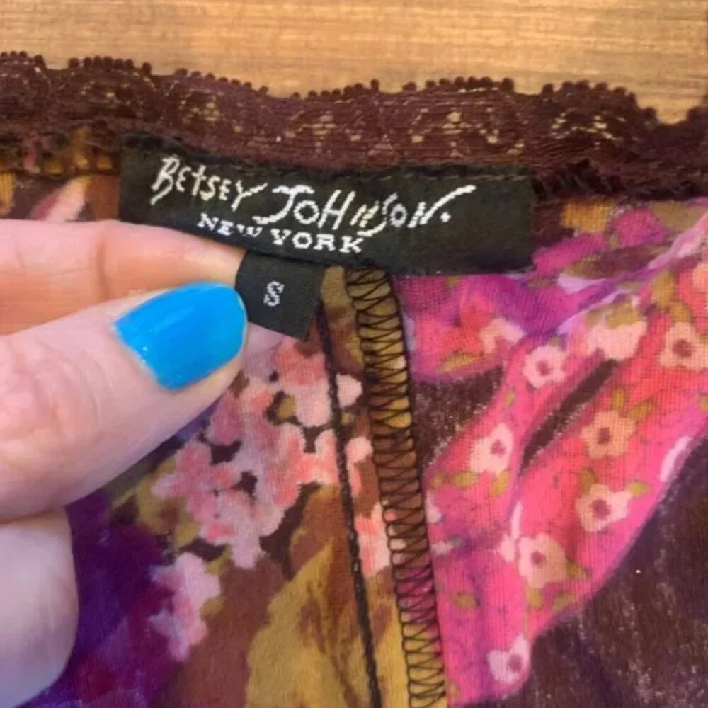 Vintage Betsey Johnson Size Small, Rare find, soft and stretchy crushed velvet - Picture 3 of 11